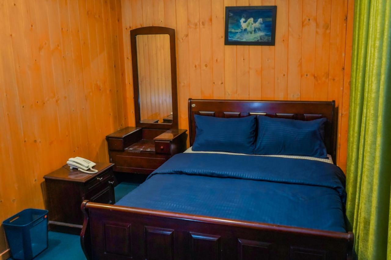 Blue Moon Residency Hotel Nuwara Eliya Exterior photo